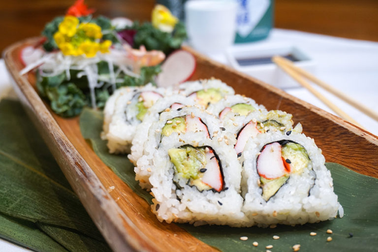 crunch roll sushi